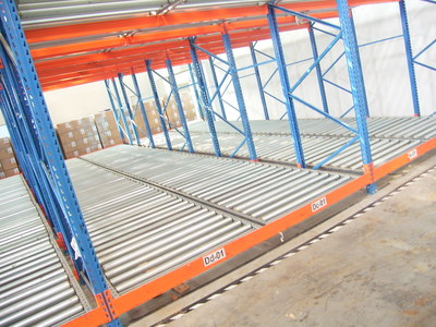 重力式貨架網(wǎng)頁(yè)設(shè)計(jì) 功能性與用戶體驗(yàn)的優(yōu)化融合